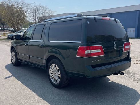 Used 2012 Lincoln Navigator L 2WD image 4