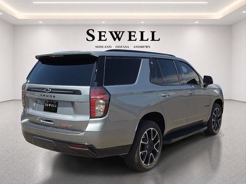 Used 2024 Chevrolet Tahoe RST w/ Luxury Package AWD/4WD image 4
