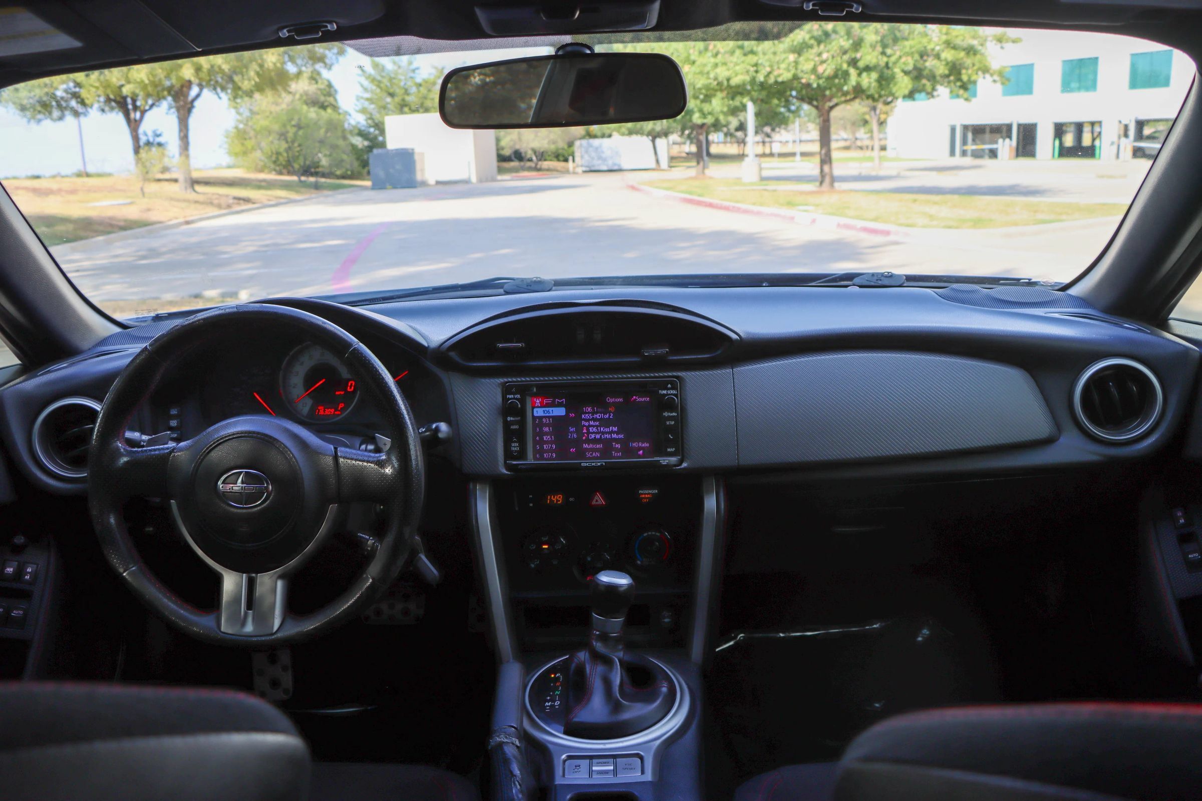 Used 2015 Scion FR-S RWD image 22