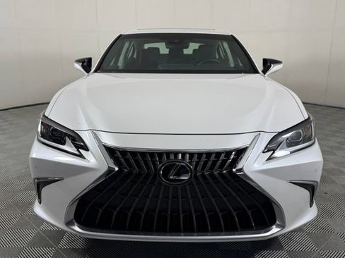 Used 2025 Lexus ES 350 w/ Premium Package FWD image 12