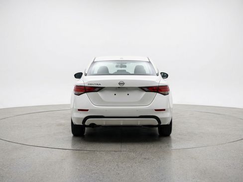 Used 2025 Nissan Sentra SV image 7