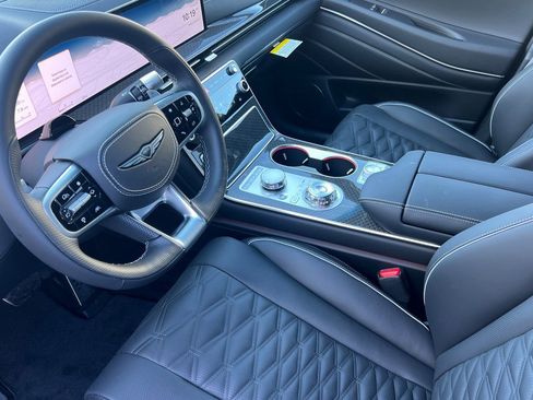New 2025 Genesis GV80 3.5T e-SC image 11
