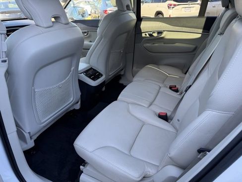 Certified 2023 Volvo XC90 B5 Plus w/ Protection Package Premier image 19