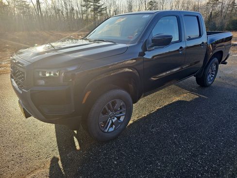 New 2026 Nissan Frontier SV image 1