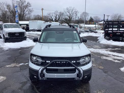 New 2025 Ford Bronco Sport Badlands w/ Sasquatch Badlands Package AWD/4WD image 2