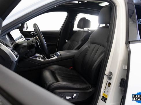 Used 2022 BMW X6 M50i w/ Premium Package AWD/4WD image 19