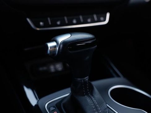 Used 2017 Kia Sorento SX image 50