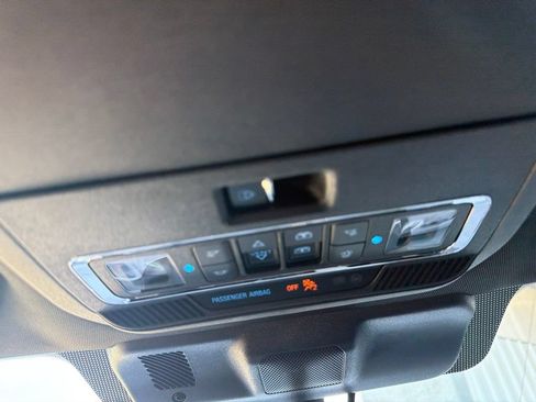 Used 2025 Ford F150 Platinum w/ Equipment Group 702A High AWD/4WD image 21
