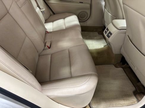 Used 2014 Lexus ES 350 w/ Luxury Package FWD image 53
