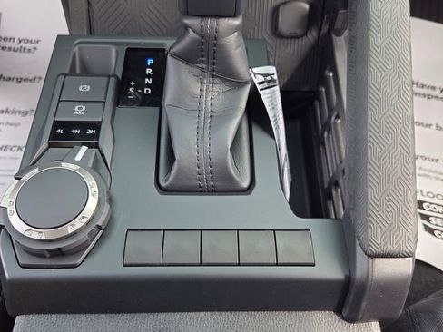 New 2026 Toyota Tacoma SR AWD/4WD image 19