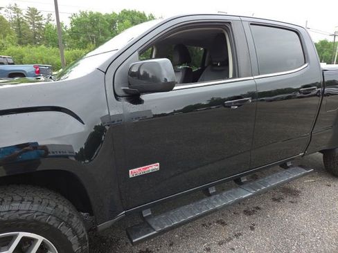 Used 2016 GMC Canyon SLE w/ All Terrain Package AWD/4WD image 38