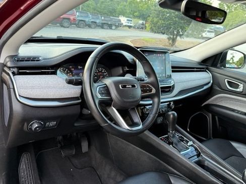 Used 2022 Jeep Compass Latitude w/ Convenience Group AWD/4WD image 13