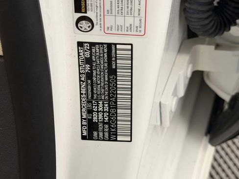Certified 2023 Mercedes-Benz S 500 4MATIC image 18