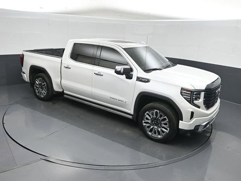Used 2023 GMC Sierra 1500 Denali Ultimate AWD/4WD image 28