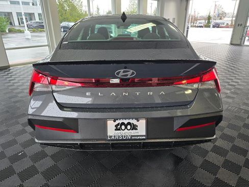 New 2026 Hyundai Elantra Sport image 6