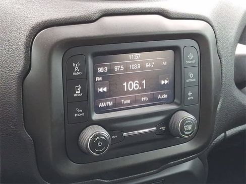 Used 2020 Jeep Renegade Sport w/ Sport Appearance Group image 16