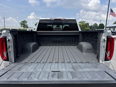 Used 2019 GMC Sierra 1500 SLT w/ SLT Premium Plus Package AWD/4WD image 34