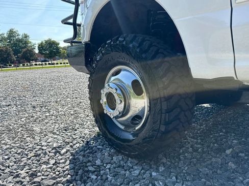 Used 2020 Ford F350 Lariat AWD/4WD image 10