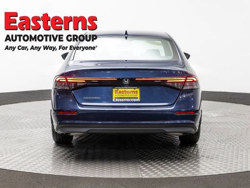 Used 2023 Honda Accord EX image 6