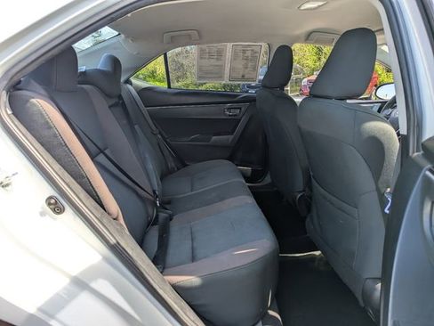 Used 2019 Toyota Corolla LE image 27
