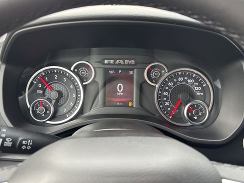 New 2026 RAM 1500 Big Horn AWD/4WD image 26