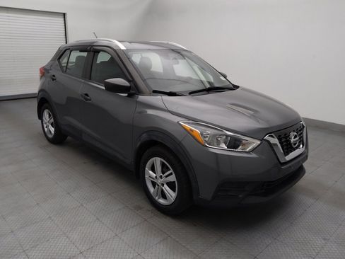 Used 2019 Nissan Kicks S FWD image 13