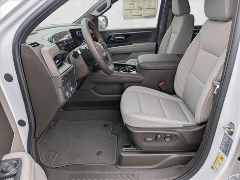 New 2026 Chevrolet Suburban LS image 15