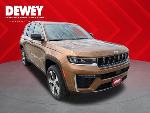 New 2026 Jeep Grand Cherokee Limited w/ Trailer Tow Package AWD/4WD image 1