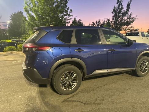Used 2023 Nissan Rogue S FWD image 12