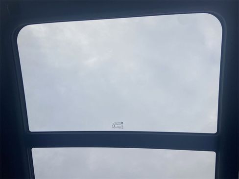 Certified 2023 Chevrolet Tahoe High Country w/ Premium Package 2 image 19