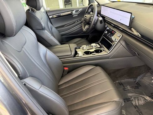 Used 2025 Genesis GV80 2.5T Standard AWD/4WD image 26