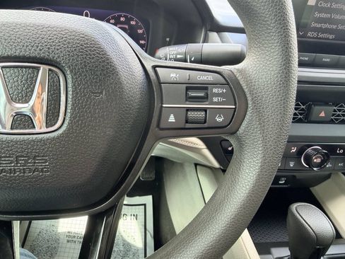 Used 2024 Honda Accord EX image 28