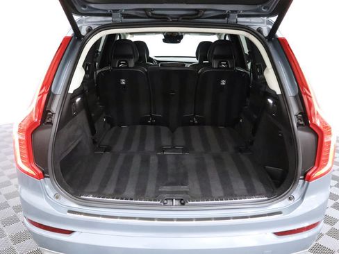 Used 2021 Volvo XC90 T6 Momentum AWD/4WD image 34