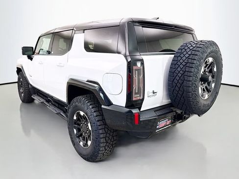 Used 2024 GMC Hummer EV 2X w/ Extreme Off-Road Package AWD/4WD image 5