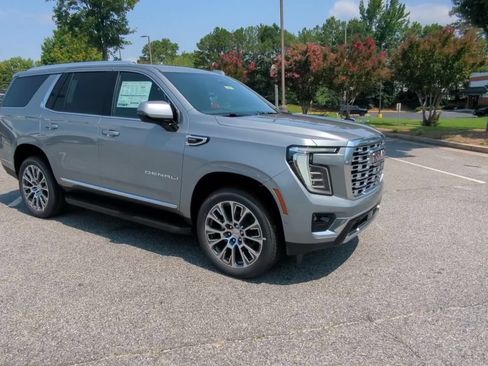 Used 2026 GMC Yukon Denali AWD/4WD image 2