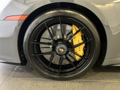 Certified 2025 Porsche 911 Targa 4 GTS image 10