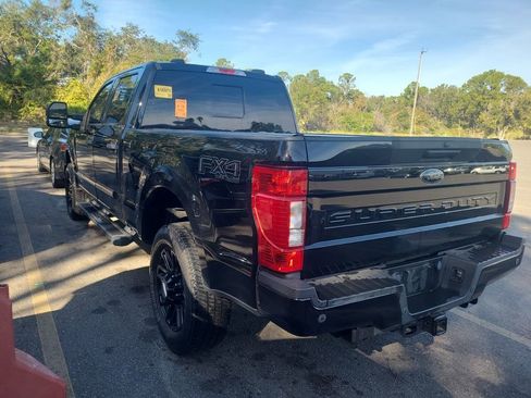 Used 2022 Ford F250 XLT w/ Black Appearance Package image 4