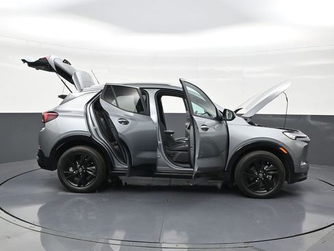 Used 2024 Buick Encore GX Sport Touring FWD image 29