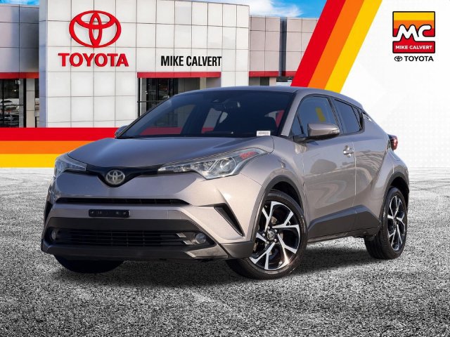 Used 2018 Toyota C-HR XLE FWD image 1