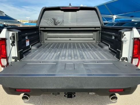 New 2026 Honda Ridgeline Black Edition image 6
