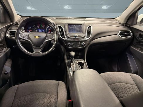 Used 2022 Chevrolet Equinox LT AWD/4WD image 16