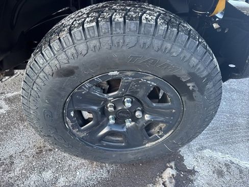 Used 2019 Jeep Wrangler Unlimited Sport image 19