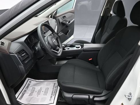 Used 2023 Nissan Rogue S AWD/4WD image 12