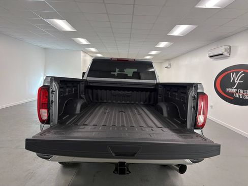 New 2026 GMC Sierra 2500 SLE w/ SLE Value Package; AWD/4WD image 8