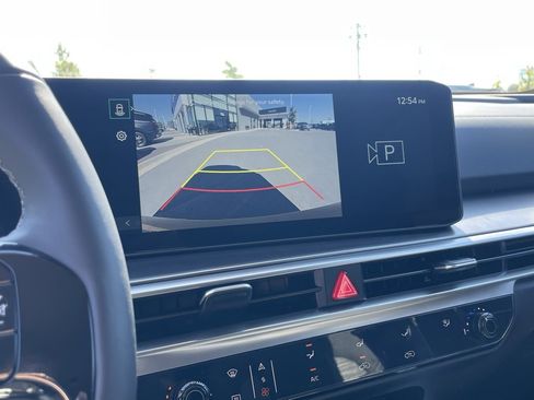 New 2026 Kia Sorento LX image 14