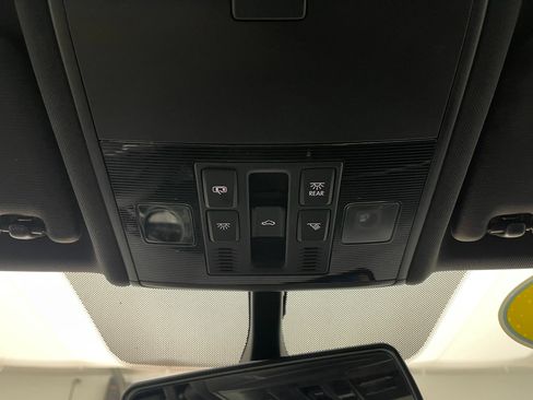 Used 2016 Volkswagen GTI Autobahn FWD image 23