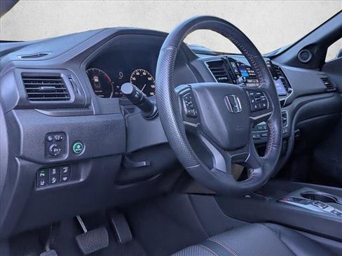 Used 2024 Honda Ridgeline TrailSport image 3