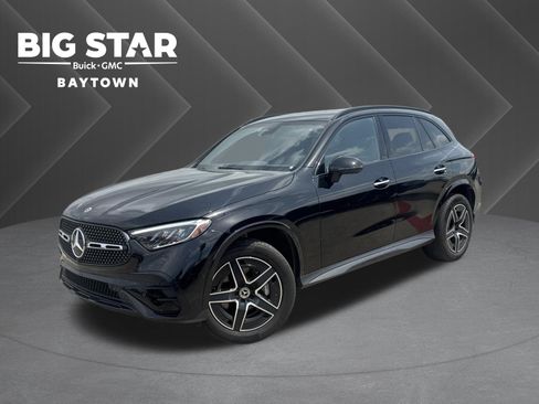 Used 2024 Mercedes-Benz GLC 300 image 1