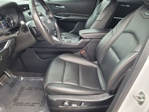 Used 2020 Cadillac XT4 Sport w/ Driver Awareness Package image 17