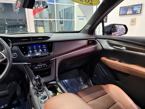 Used 2024 Cadillac XT5 Premium Luxury image 22